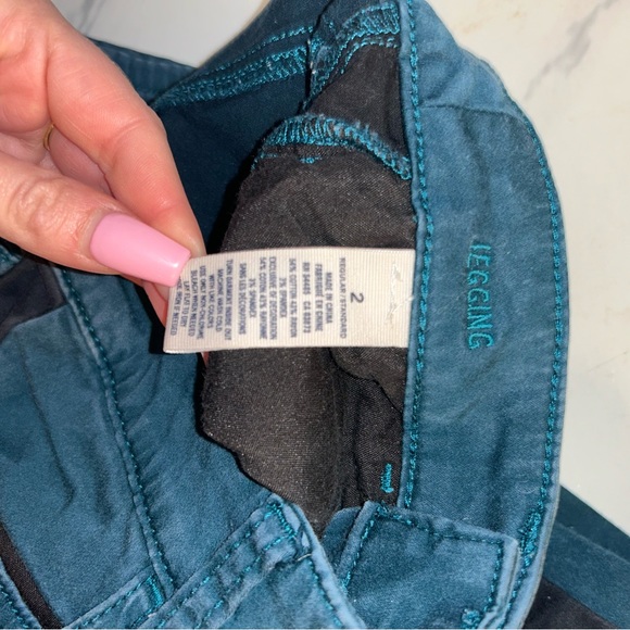 American Eagle Pin Stripe Jegging - Picture 5 of 5